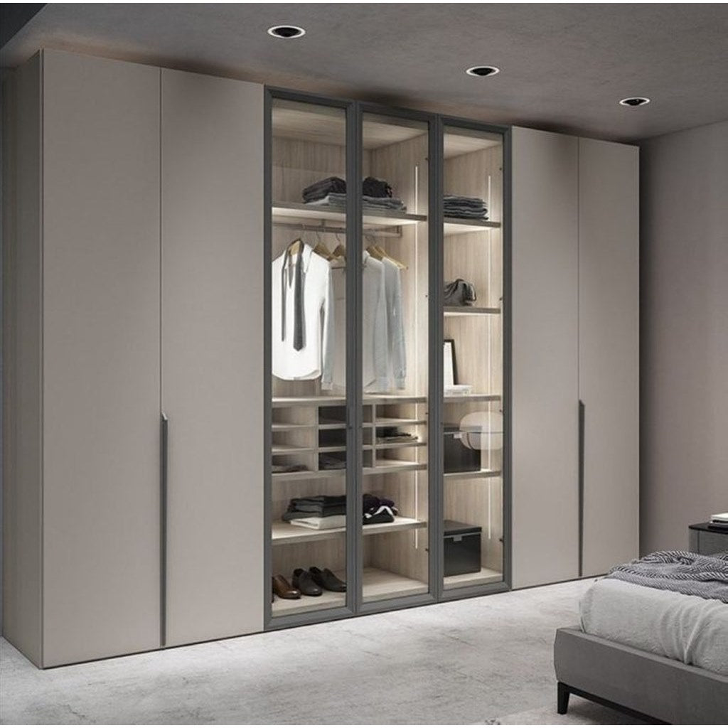 wardrobe 13